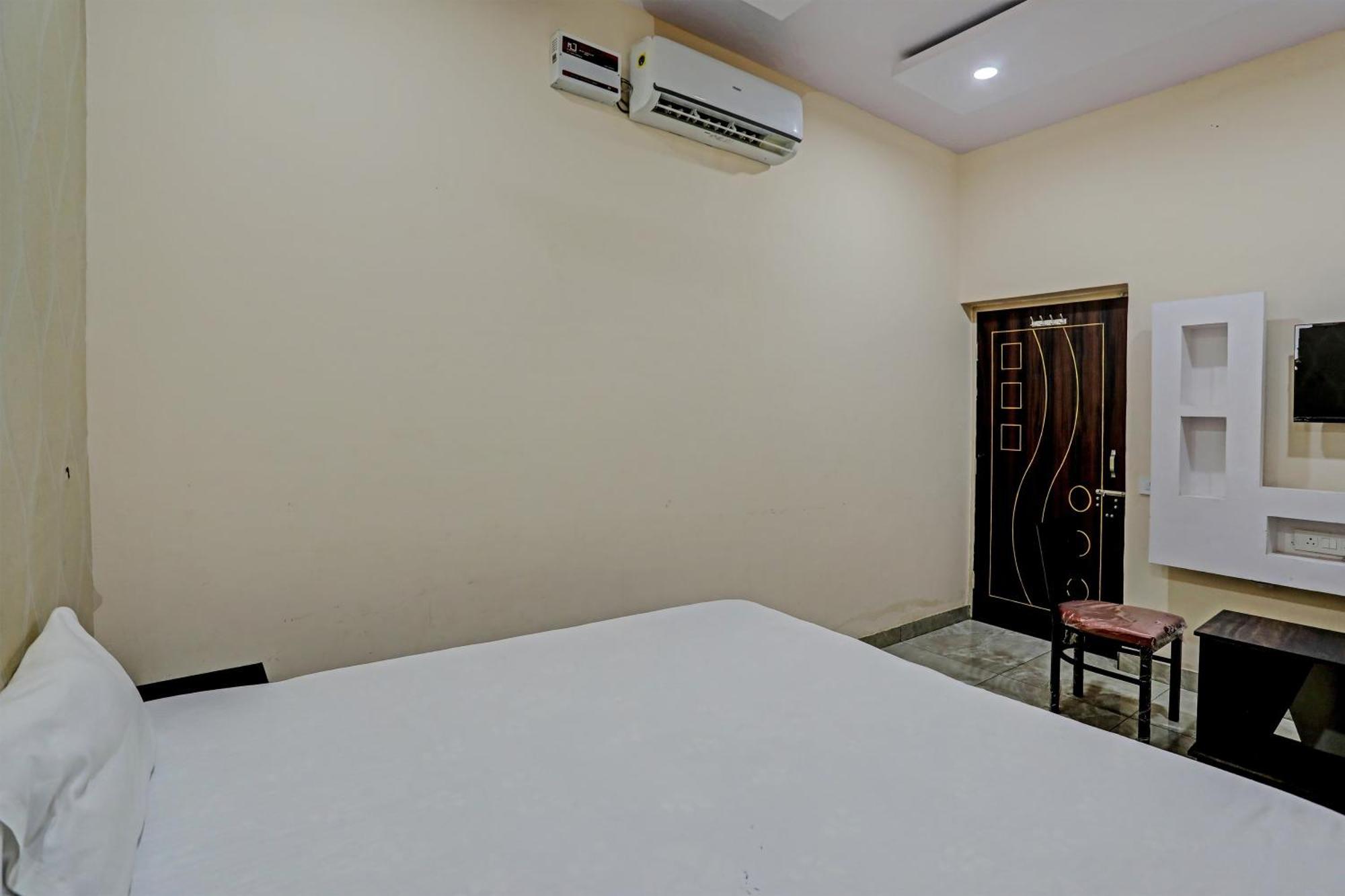 Dream Lounge Hotel Jalandhar Exterior photo